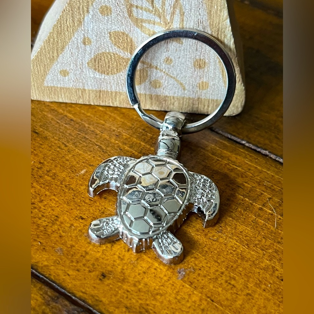 🌺 🐢 Hawaiian Turtle Keychain 🐢 🌺